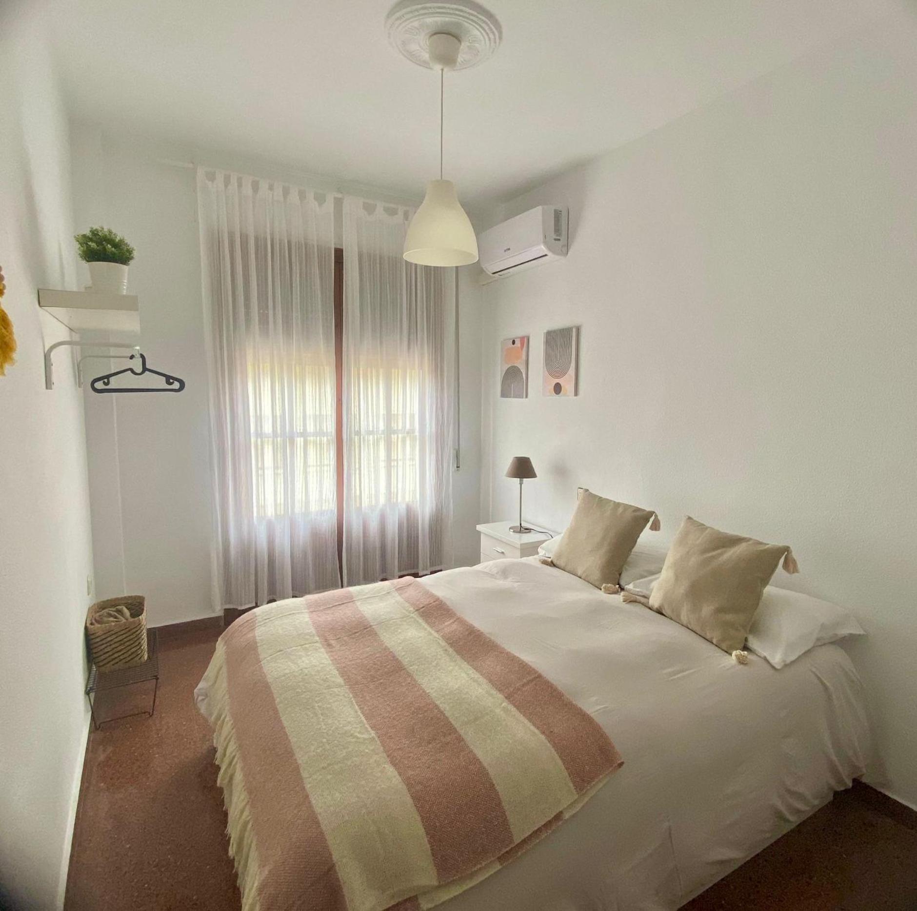 Vera Apartment, Acogedor Y Tranquilo En El Corazon De La Ciudad อันเตเกรา ภายนอก รูปภาพ
